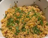 Foto del paso 6 de la receta: Arroz con piñones (de pino)