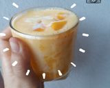 Hình bước làm 3 của món Sinh tố xoài