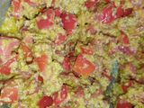 লাউ পাতায় টমেটো পাতুরি (lau patay tomato paturi recipe in Bengali)