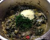 A picture of step 3 of Vegan Spanakopita.