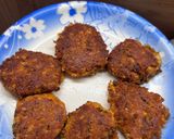 A picture of step 2 of Paneer sprouts tikki.