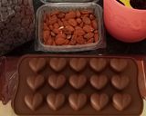 Foto langkah ke 1 dari resep Homemade Chocolate from DCC & Couveture.