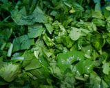 A picture of step 1 of Sarsoon ka saag.