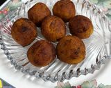 A picture of step 10 of Banana Coconut Balls.