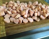 Une image de l'étape 2 de Courgettes épicées aux minis saucisses.