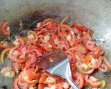 Foto langkah ke 2 dari resep Telur tomat pedas.