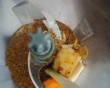Foto langkah ke 2 dari resep Ayam Goreng Kremes.
