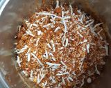 A picture of step 2 of Vada Pauv Chutney.