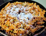 A picture of step 5 of Fusilli Masala Pasta.