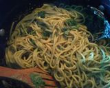 A picture of step 4 of Green spaghetti.