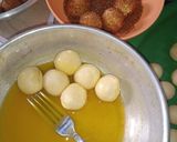Foto langkah ke 3 dari resep Monkey Bread / cinnamon sugar bubble bread.