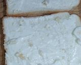 A picture of step 4 of Bread Omelette 😋🍽️.