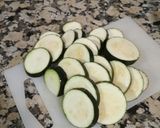 Foto del paso 1 de la receta: Calabacín rebozado crujiente al horno