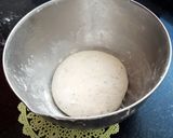 صورة لخطوة 1 من وصفة عجين الميني بيتزا