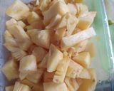 Foto langkah ke 1 dari resep Ayam tumis nanas.