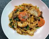 หมี่ฮกเกี้ยนผัดเครื่องรวมมิตร วิธีทำสูตร 4 รูป