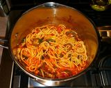 A picture of step 4 of Mike's Spicy Thai Sobe Shrimp Noodles.