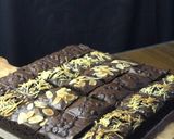Foto langkah ke 10 dari resep Brownies Panggang no mixer.