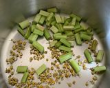 Une image de l'étape 1 de ☆Compote Rhubarbe Camomille☆.