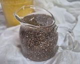 Foto del paso 4 de la receta: Zumo de Piña y Nectarina con Semillas de Chia