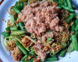 รูปขั้นตอนการทำที่ 3 ของ ขนมจีนผัดไข่ Fried Somen with🥚 เพิ่มขมิ้นผงพริกไทยดำเสริมภูมิ