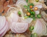 Gambar langkah 2 resipi Ikan Kering Goreng Bawang & Cili.