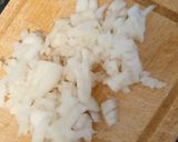 A picture of step 1 of Cottage cheese spread.