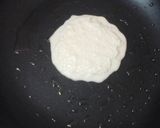 Foto langkah ke 3 dari resep Kue pancong tanpa cetakan (teflon).