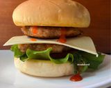 Foto langkah ke 6 dari resep Burger Ayam 🤍✨.