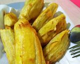 Foto langkah ke 4 dari resep Pisang Goreng Kipas Susu Simple.