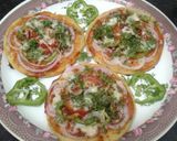 A picture of step 15 of Moong dal mini tawa pizza.