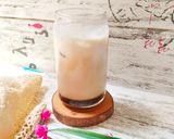 Foto langkah ke 5 dari resep Ice Coffee With Brown Sugar.