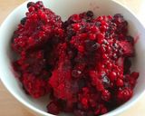รูปขั้นตอนการทำที่ 1 ของ Mixed Berry Sauce