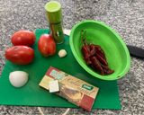 Foto del paso 1 de la receta: Chilaquiles rojos con huevo estrellado