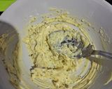 Foto langkah ke 2 dari resep Garlic Bread.