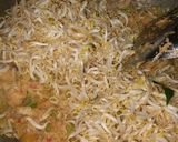 Foto langkah ke 4 dari resep Urab daun pepaya jepang.