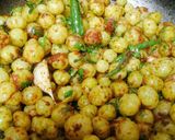 A picture of step 1 of Gooseberry Salad.