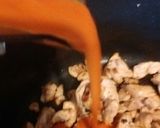 Foto del paso 3 de la receta: Carne de cerdo en salsa de chile ancho