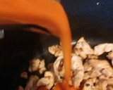 Foto del paso 3 de la receta: Carne de cerdo en salsa de chile ancho