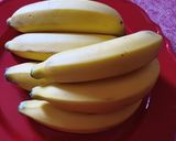 Foto del paso 1 de la receta: Crema helada de banana con frutillas 🍓
