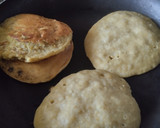 Foto del paso 3 de la receta: Arepas🫓de maiz🌽a mi manera🧈con queso🧀crema y miel🥯🧇🍯
