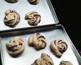 Foto langkah ke 10 dari resep Roti Ubi ungu.