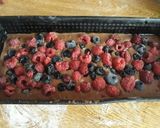 Foto del paso 3 de la receta: Queque de chocolate con frutos rojos 🍇