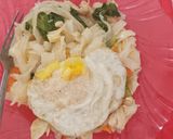 Foto langkah ke 4 dari resep Kwetiau Bumbu Nasi Goreng.