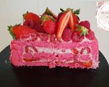 Une image de l'étape 11 de Charlotte fraise & framboises.