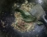 Foto langkah ke 3 dari resep Urap daun kencur.