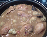 Foto del paso 4 de la receta: Pollo guisado con alcachofas baby