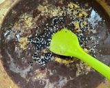 รูปขั้นตอนการทำที่ 3 ของ ถั่วดำถั่วแดงข้าวฟ่างกวน🫘🌰🥜
