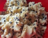 Foto langkah ke 5 dari resep Goodtime crunchie a.k.a chocochip cookies.