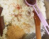 A picture of step 2 of Sweet rice with semolina.